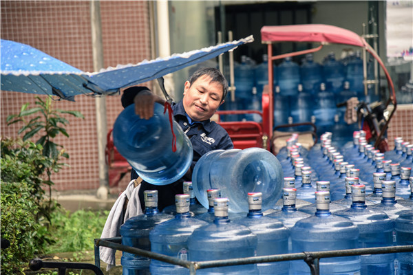 昆山送水服务：便捷生活，滋润心田